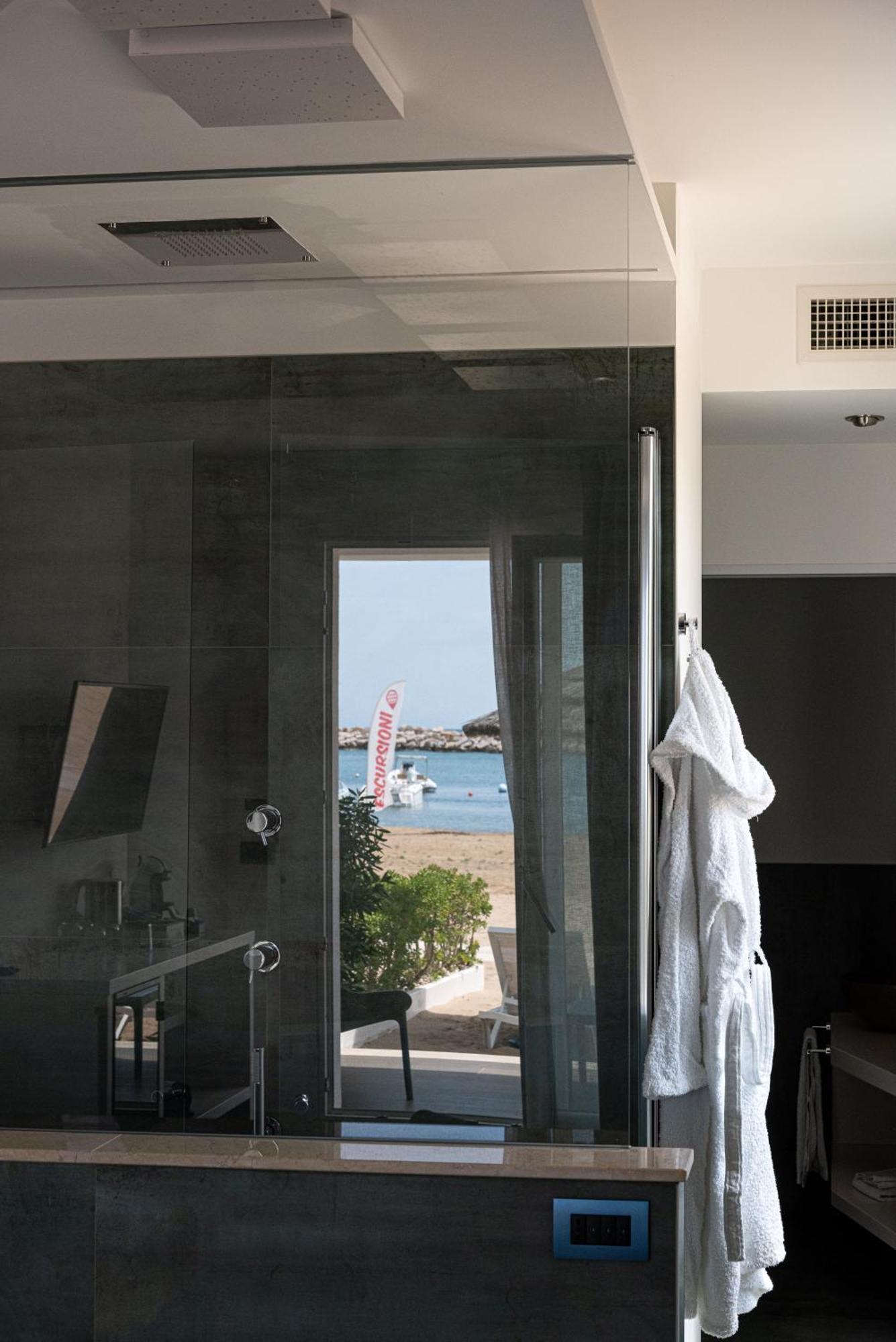 פסקיצ'י Marina Bay Beach Suites מראה חיצוני תמונה